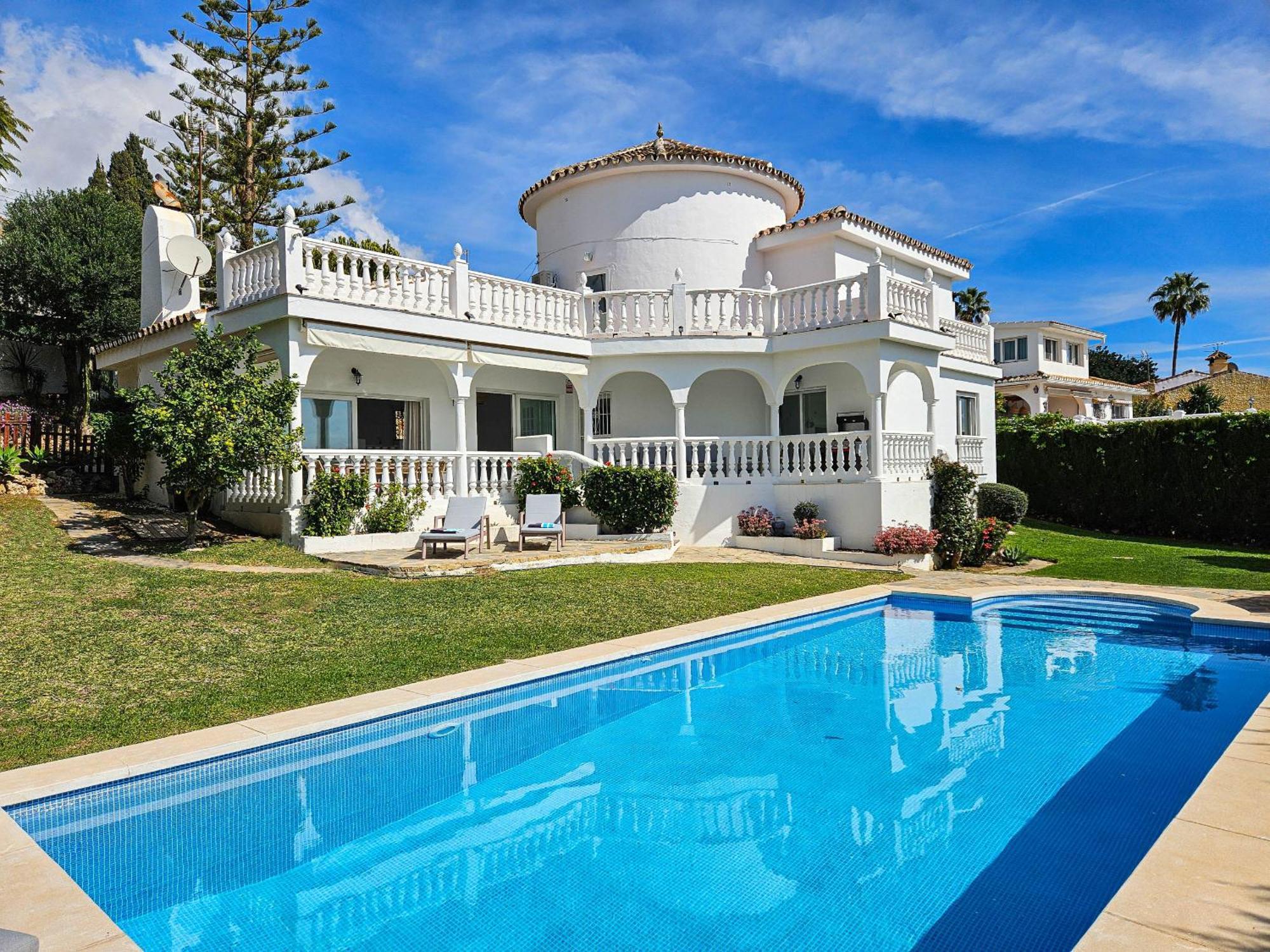 Villa Las Mariposas In La Sierrezuela, Mijas Costa Михас Коста Екстериор снимка